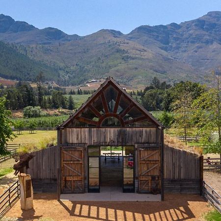 弗朗斯胡克 Inspiring Farm Sanctuary And Famous Painting Pig酒店 外观 照片