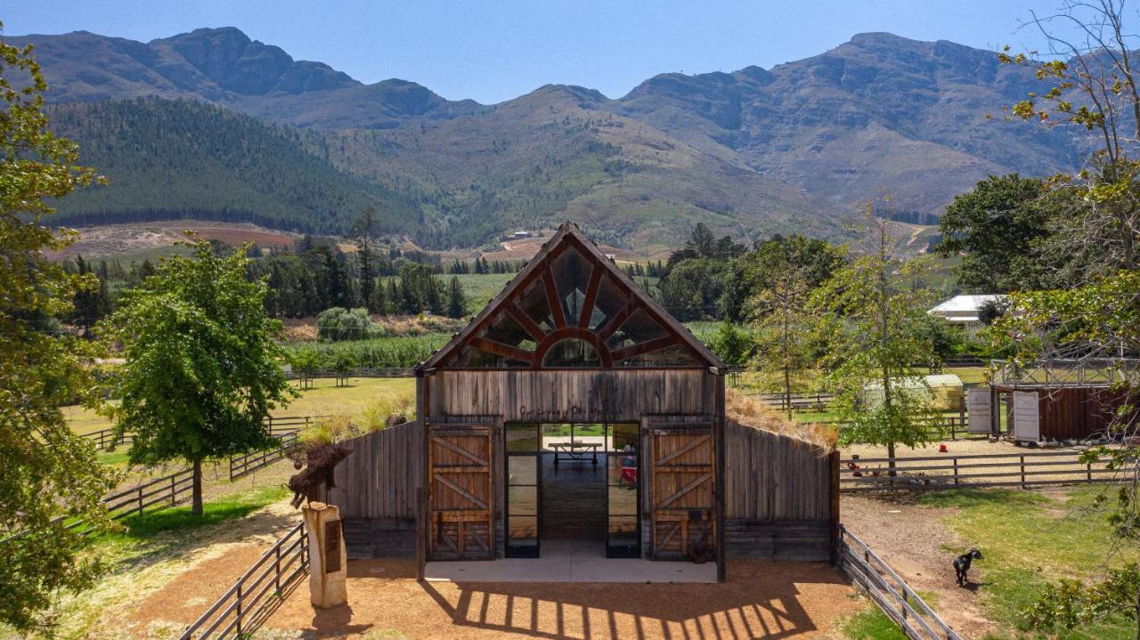 弗朗斯胡克 Inspiring Farm Sanctuary And Famous Painting Pig酒店 外观 照片