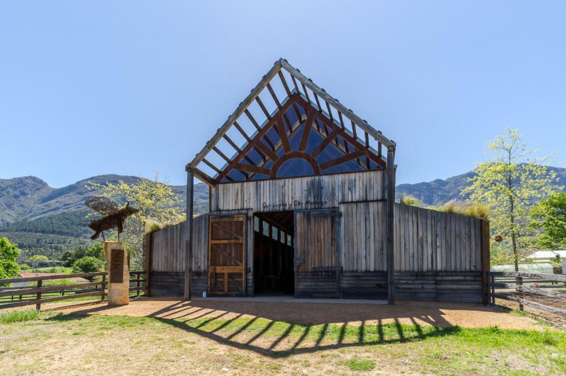 弗朗斯胡克 Inspiring Farm Sanctuary And Famous Painting Pig酒店 外观 照片